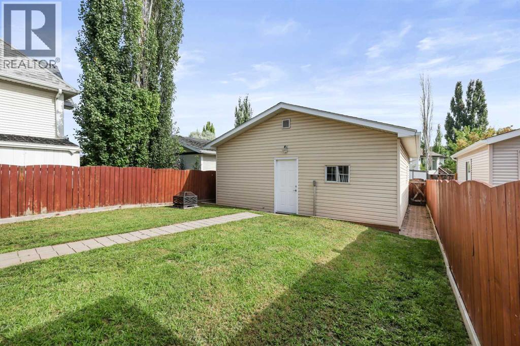 Single Family House for Sale in  Inverness Park SE McKenzie Towne Calgary 