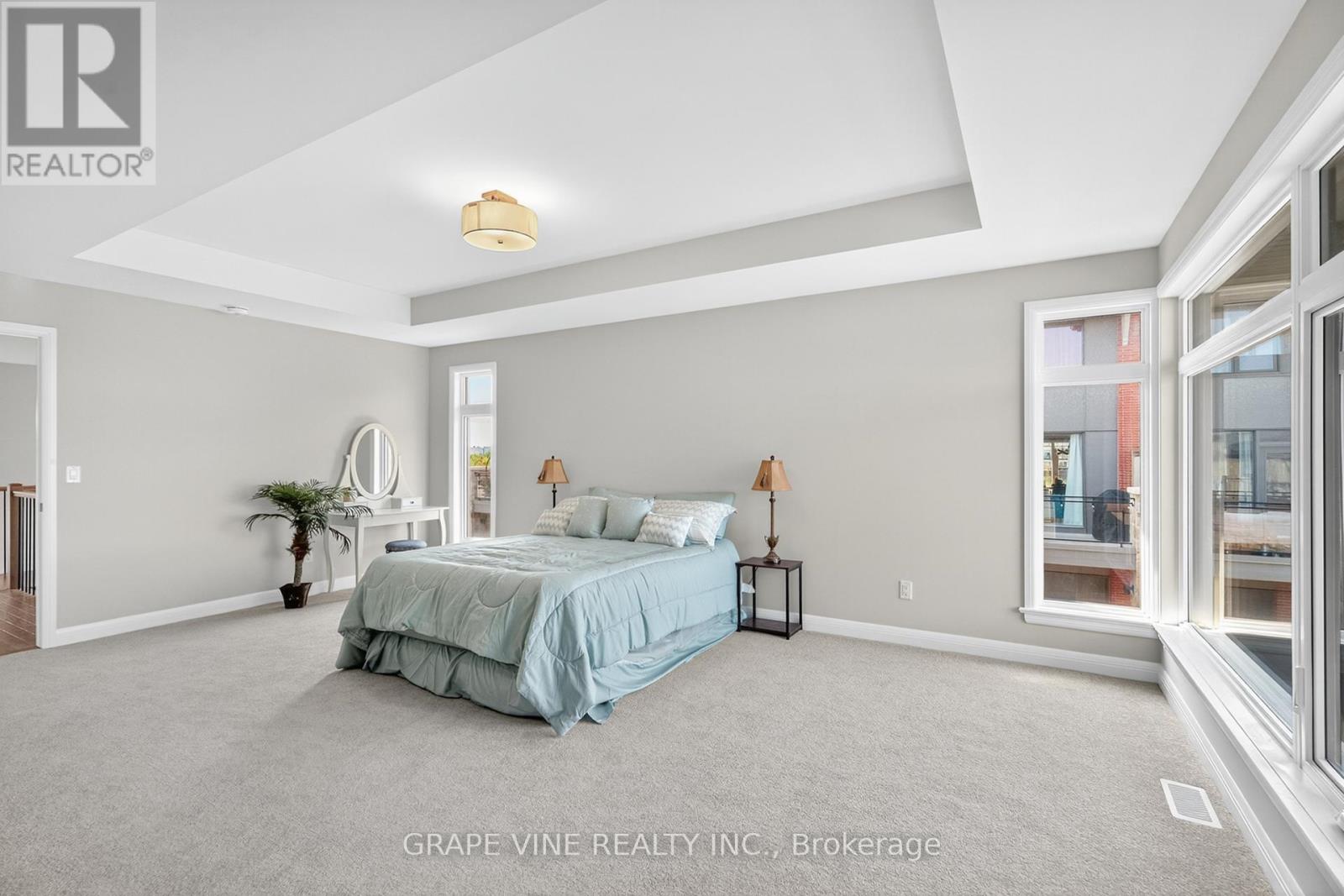 Photo 27 of 525 Pimiwidon Street, Ottawa ON