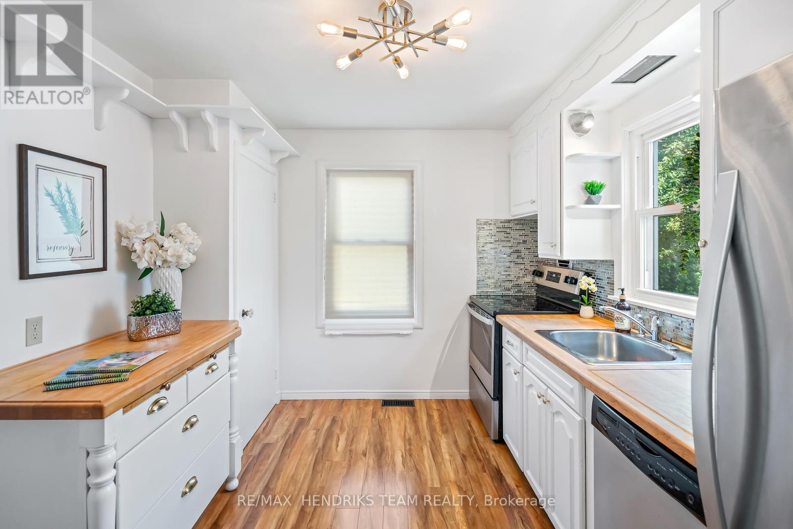 Photo 15 of 311 Linwell Road, St Catharines ON