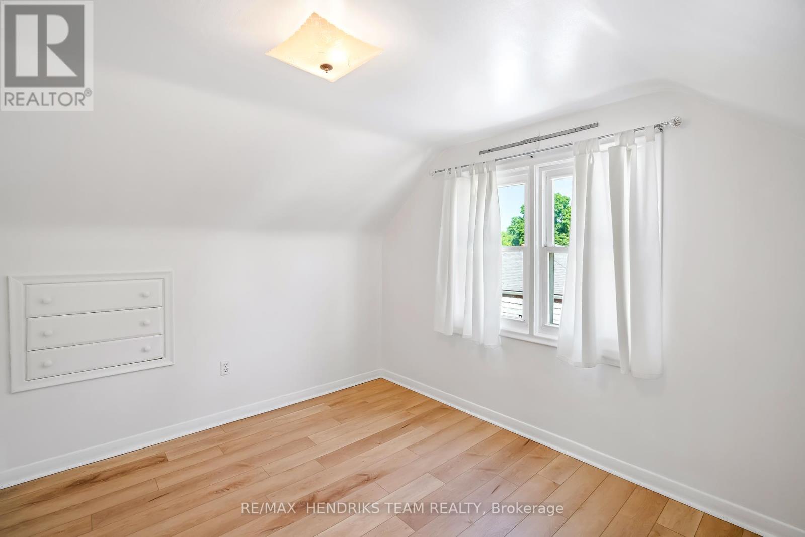 Photo 22 of 311 Linwell Road, St Catharines ON