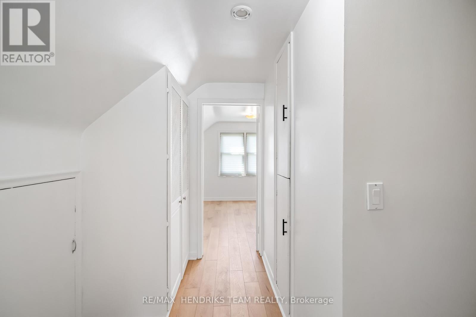 Photo 21 of 311 Linwell Road, St Catharines ON