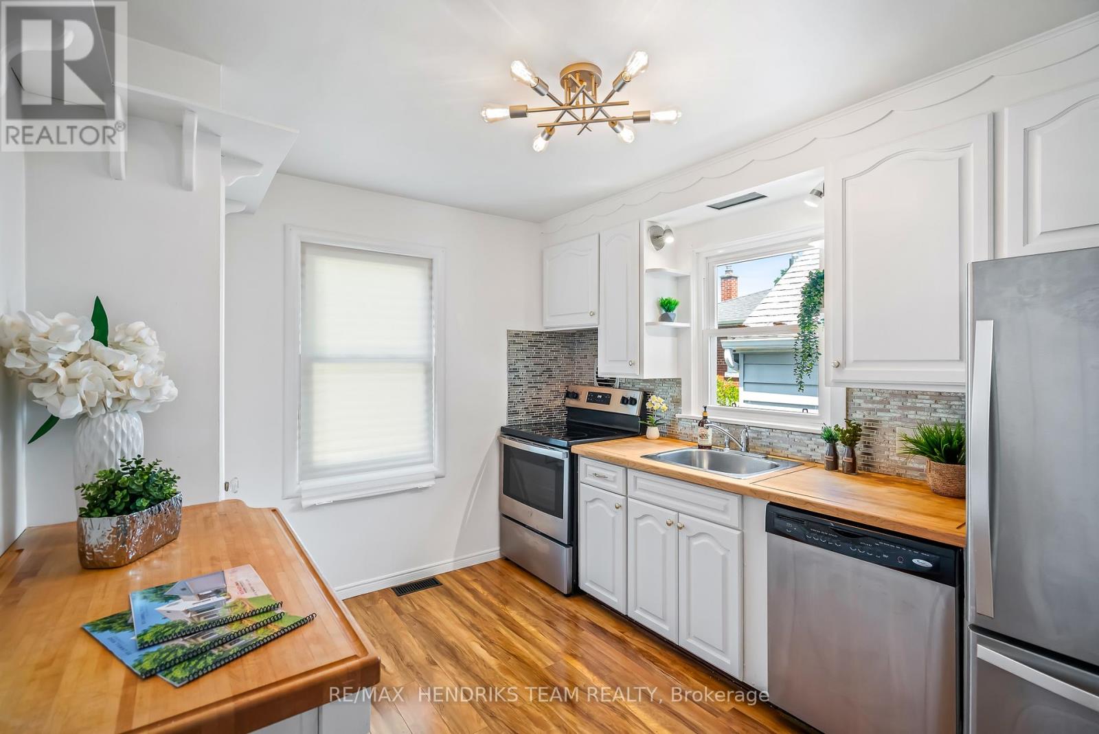 Photo 18 of 311 Linwell Road, St Catharines ON