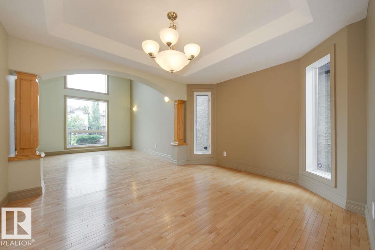 Photo 11 of 1610 Haswell Co Nw, Edmonton AB
