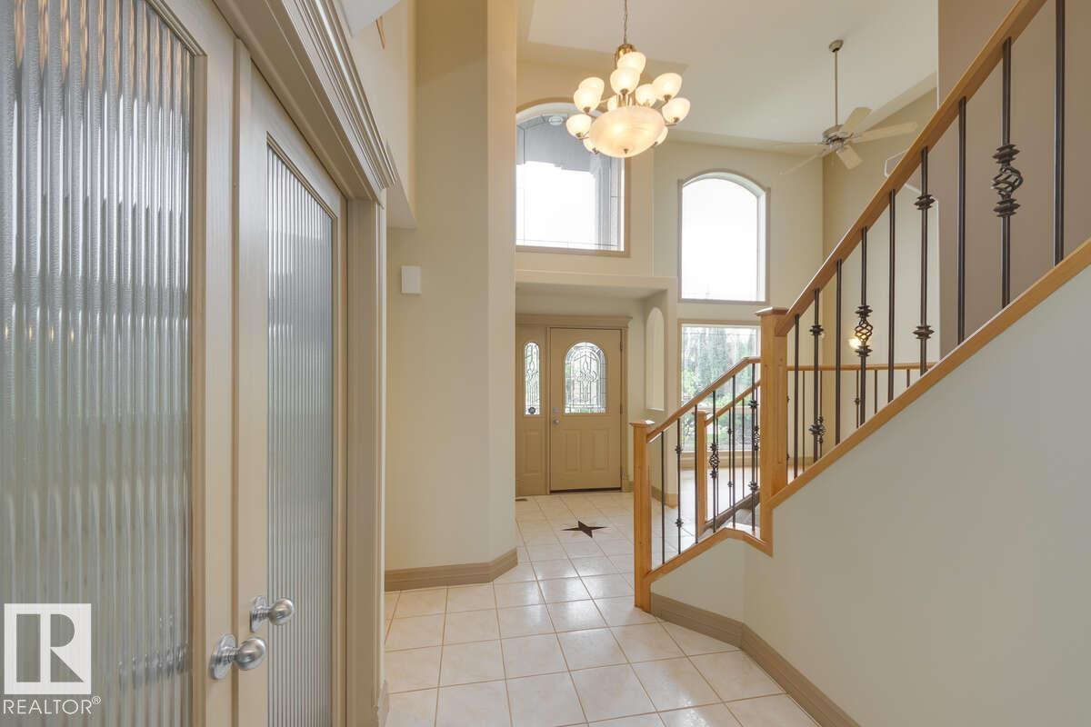 Photo 9 of 1610 Haswell Co Nw, Edmonton AB