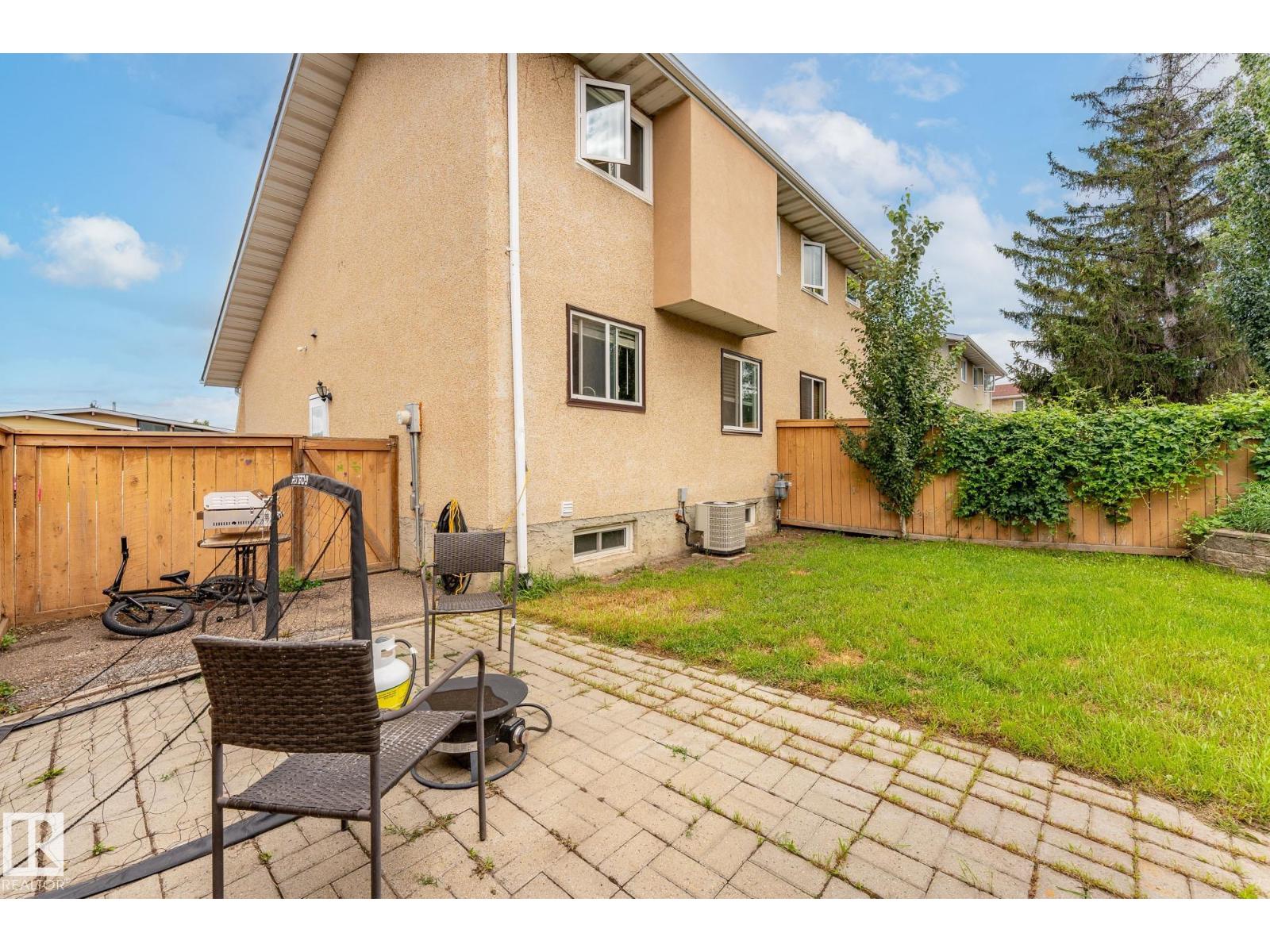 Photo 45 of 11005 162 A Av Nw, Edmonton AB