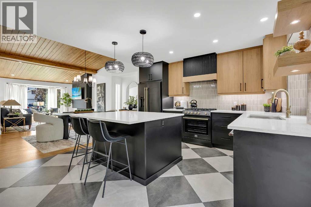 Single Family House for Sale in  Woodford Close SW Woodbine Calgary 