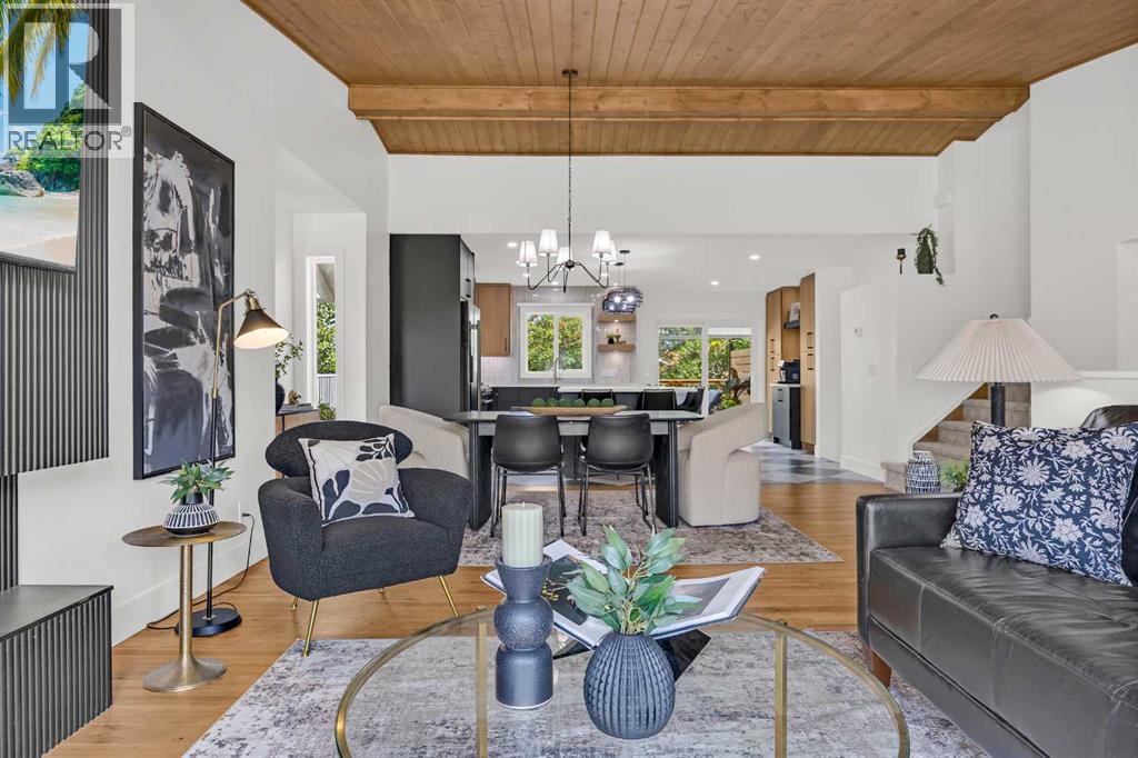 Single Family House for Sale in  Woodford Close SW Woodbine Calgary 