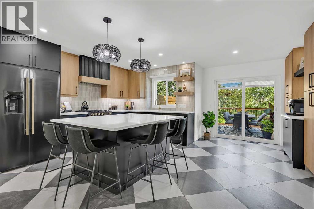 Single Family House for Sale in  Woodford Close SW Woodbine Calgary 