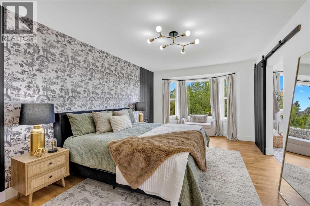 Single Family House for Sale in  Woodford Close SW Woodbine Calgary 