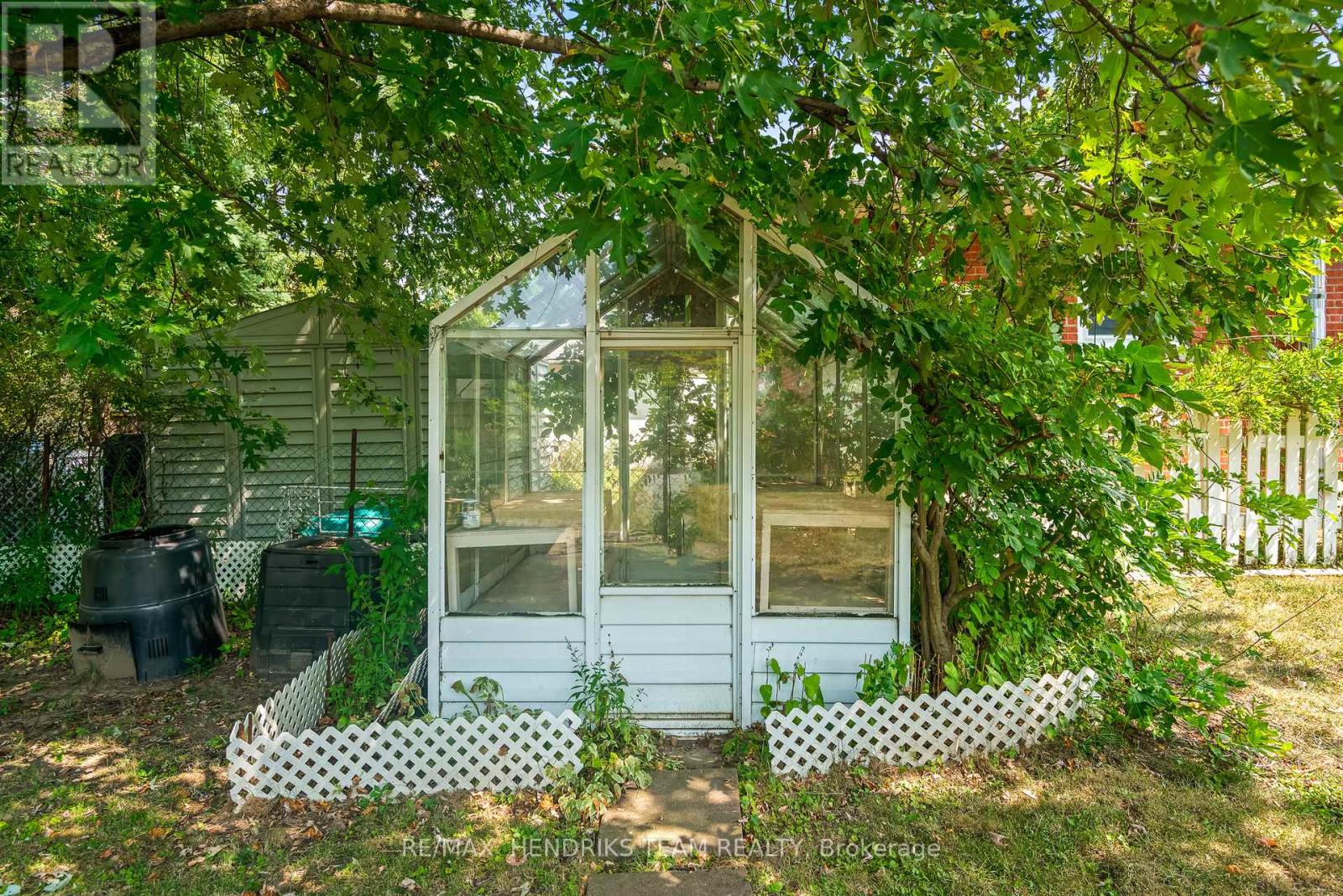 Photo 40 of 311 Linwell Road, St Catharines ON