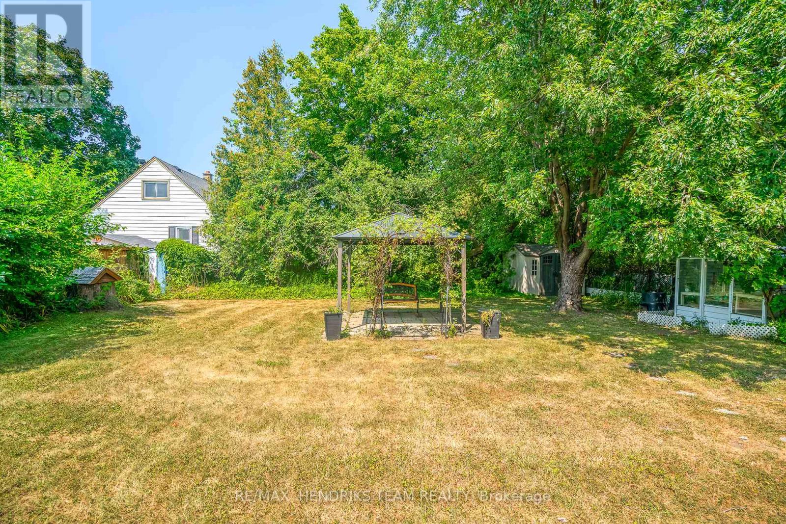Photo 35 of 311 Linwell Road, St Catharines ON
