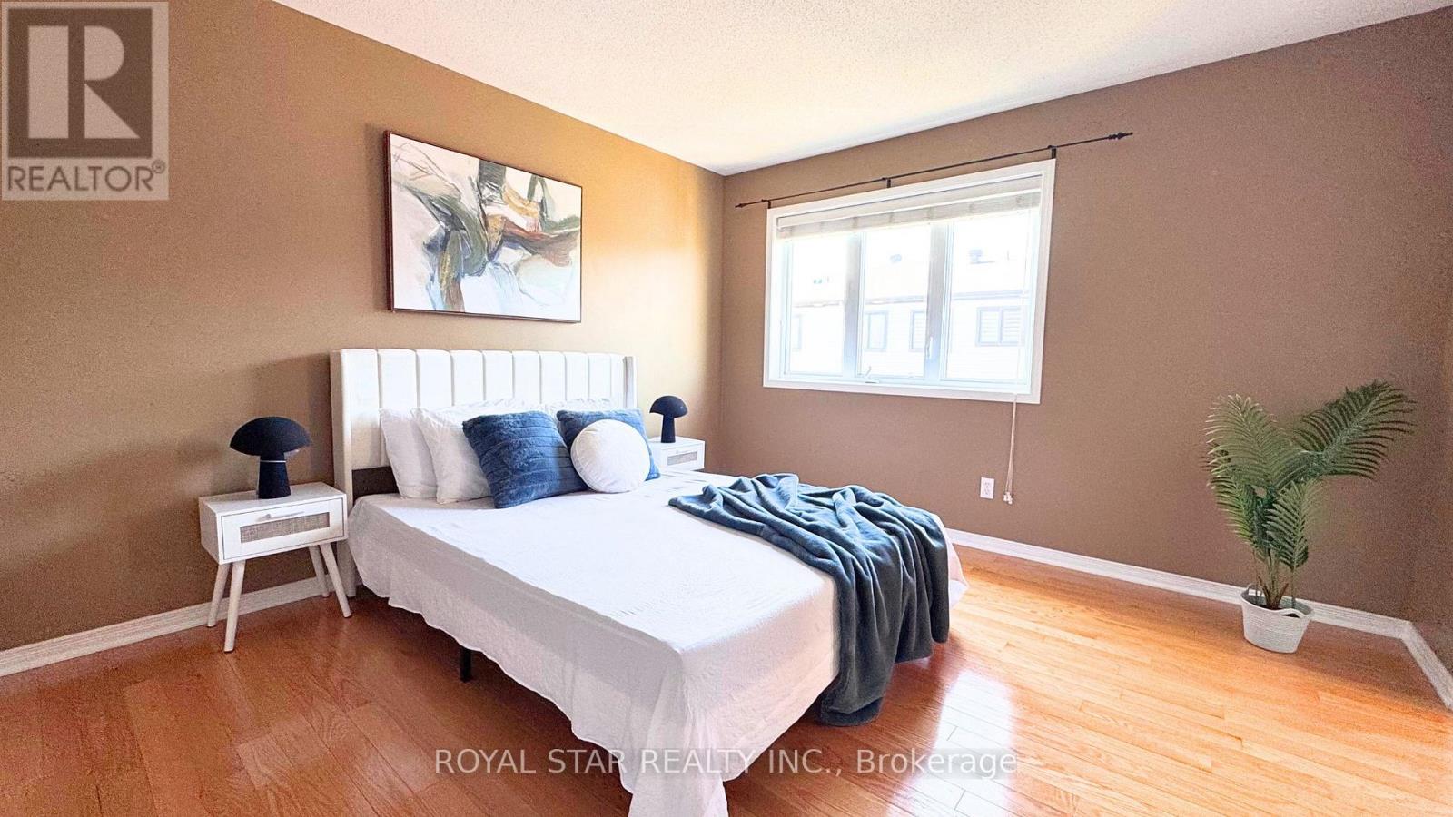 Photo 16 of 204 Catamount Court, Ottawa ON