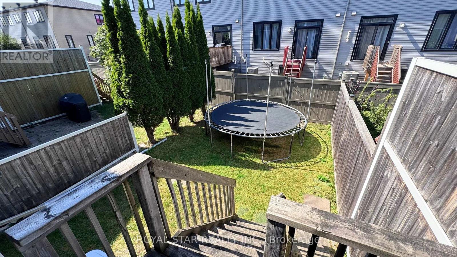 Photo 28 of 204 Catamount Court, Ottawa ON