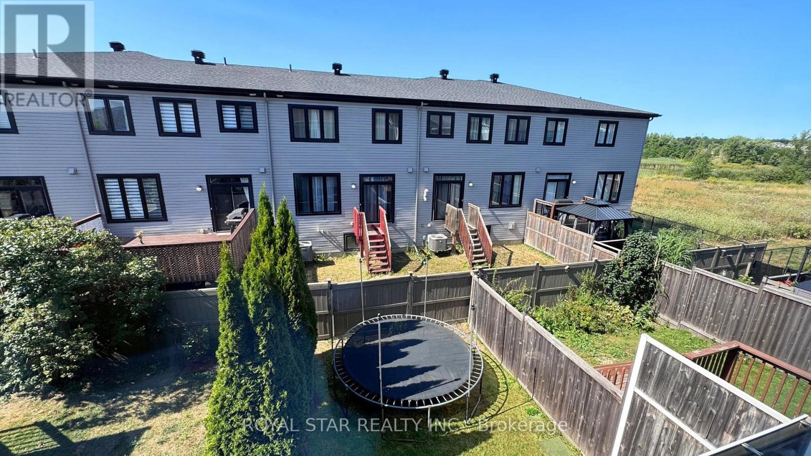 Photo 31 of 204 Catamount Court, Ottawa ON