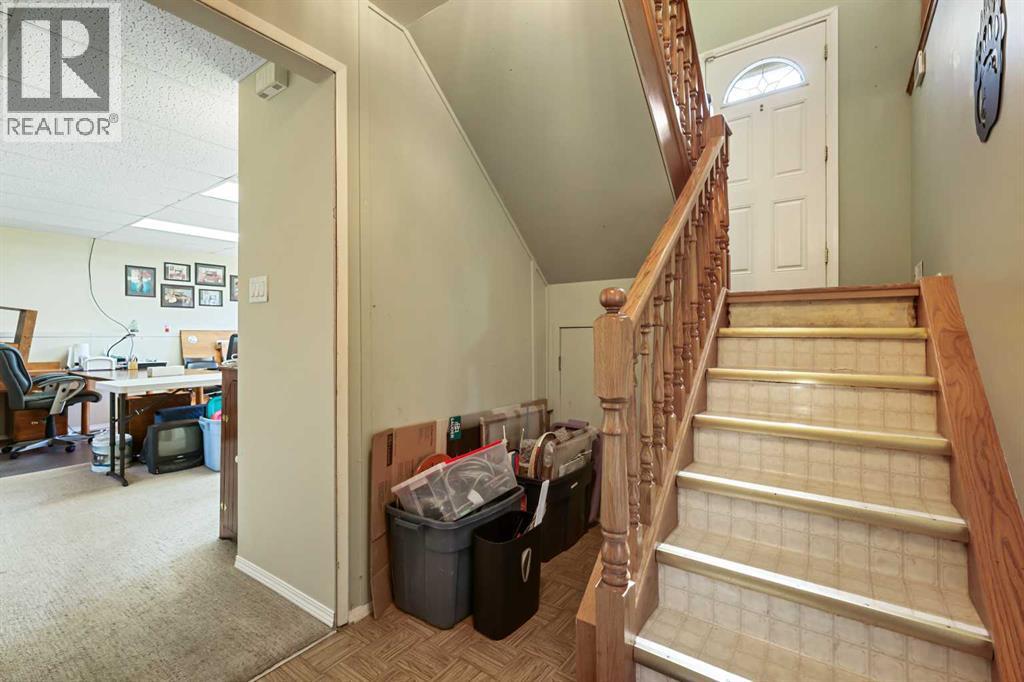 Single Family House Bi-level for Sale in  Penbrooke Way SE Penbrooke Meadows Calgary 
