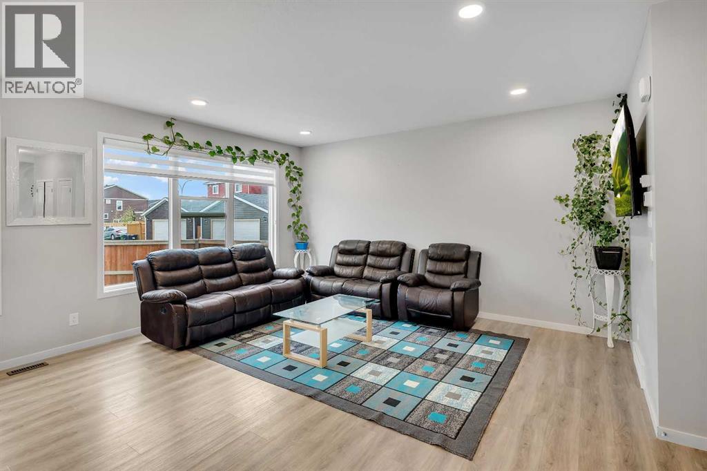 Photo 8 of 74 Red Sky Road Ne, Calgary AB