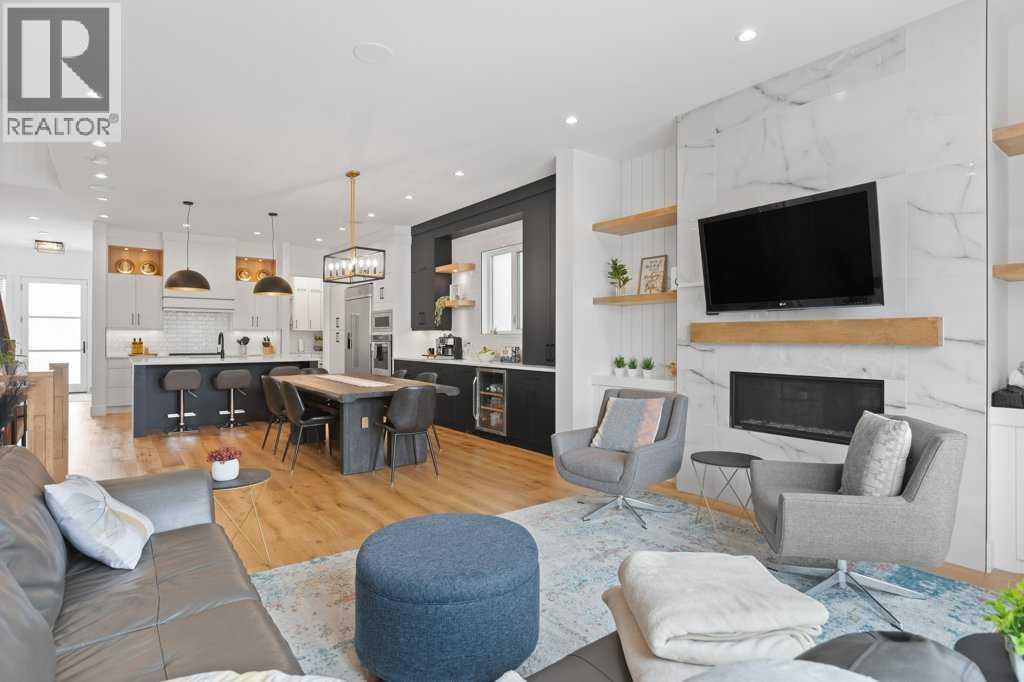 Single Family House for Sale in   Street SW Killarney/Glengarry Calgary 