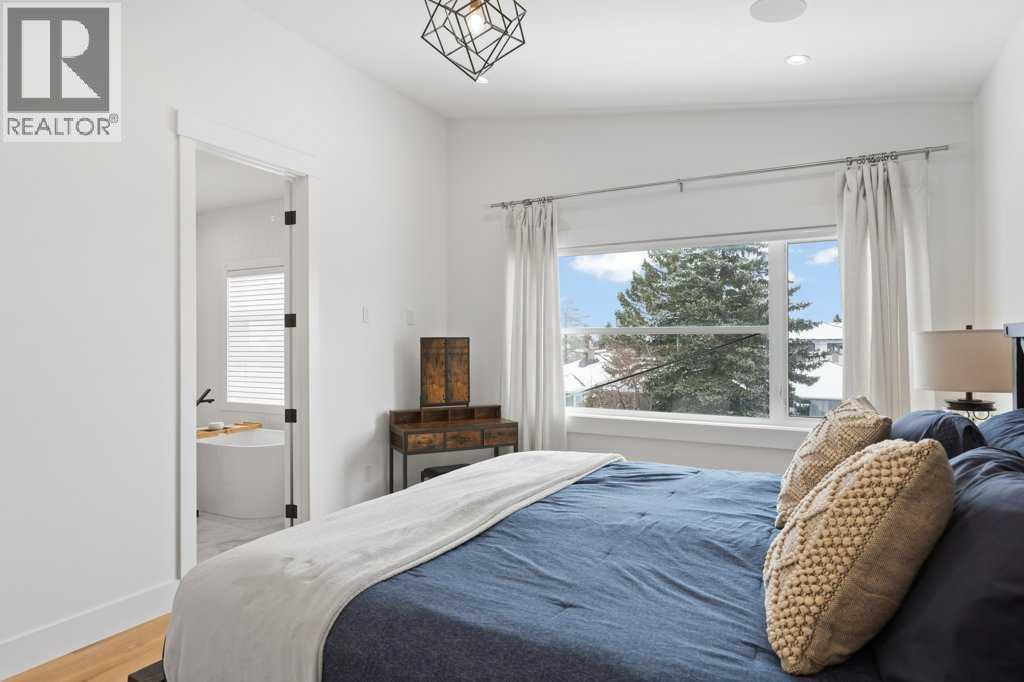 Single Family House for Sale in   Street SW Killarney/Glengarry Calgary 
