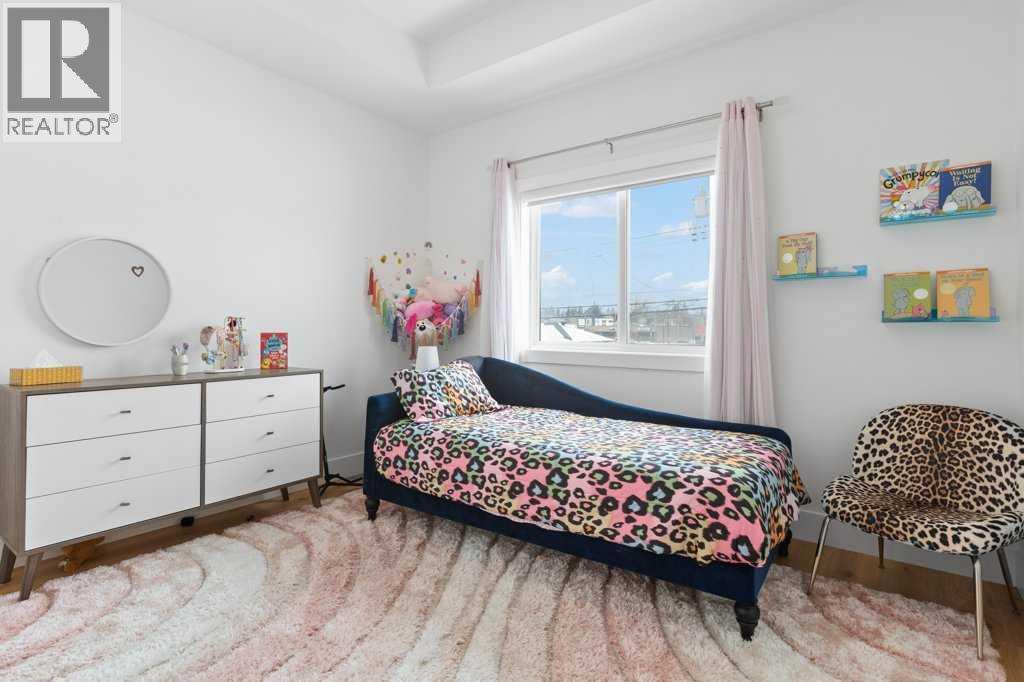 Single Family House for Sale in   Street SW Killarney/Glengarry Calgary 