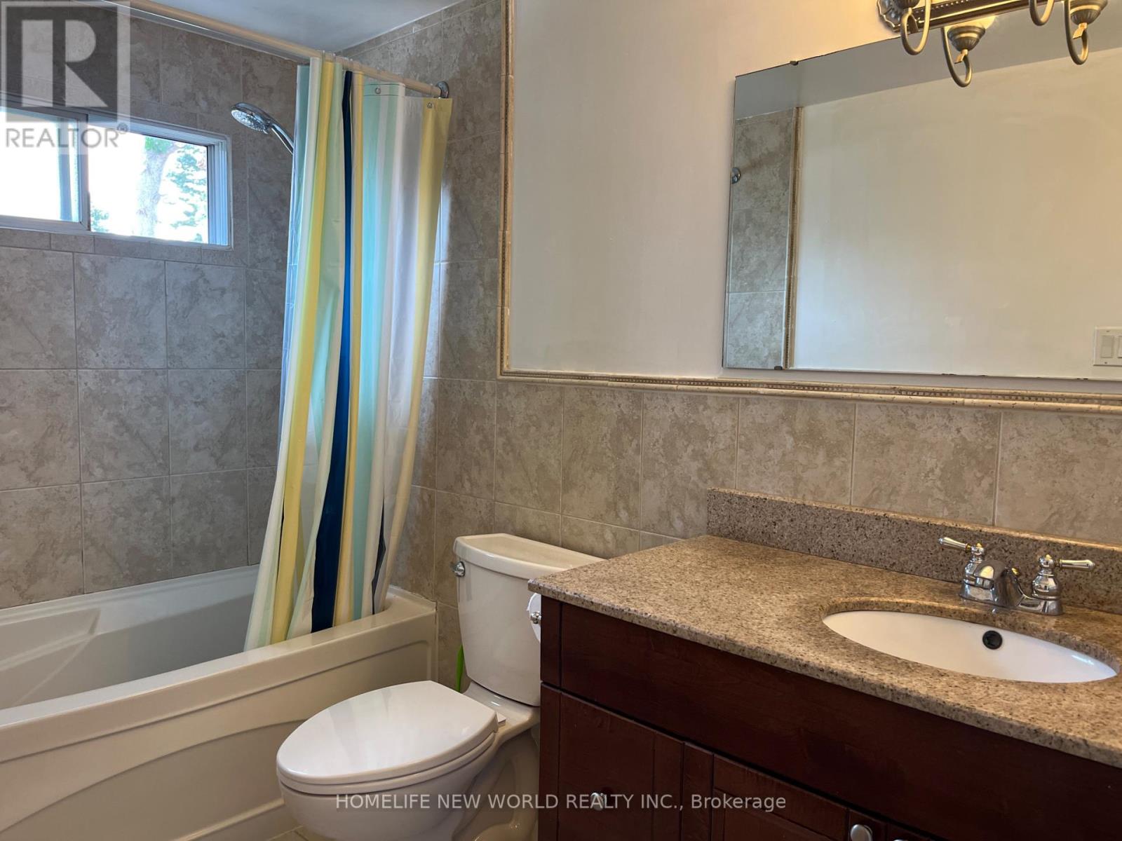 Photo 16 of 1403 Glen Rutley Circle, Mississauga ON