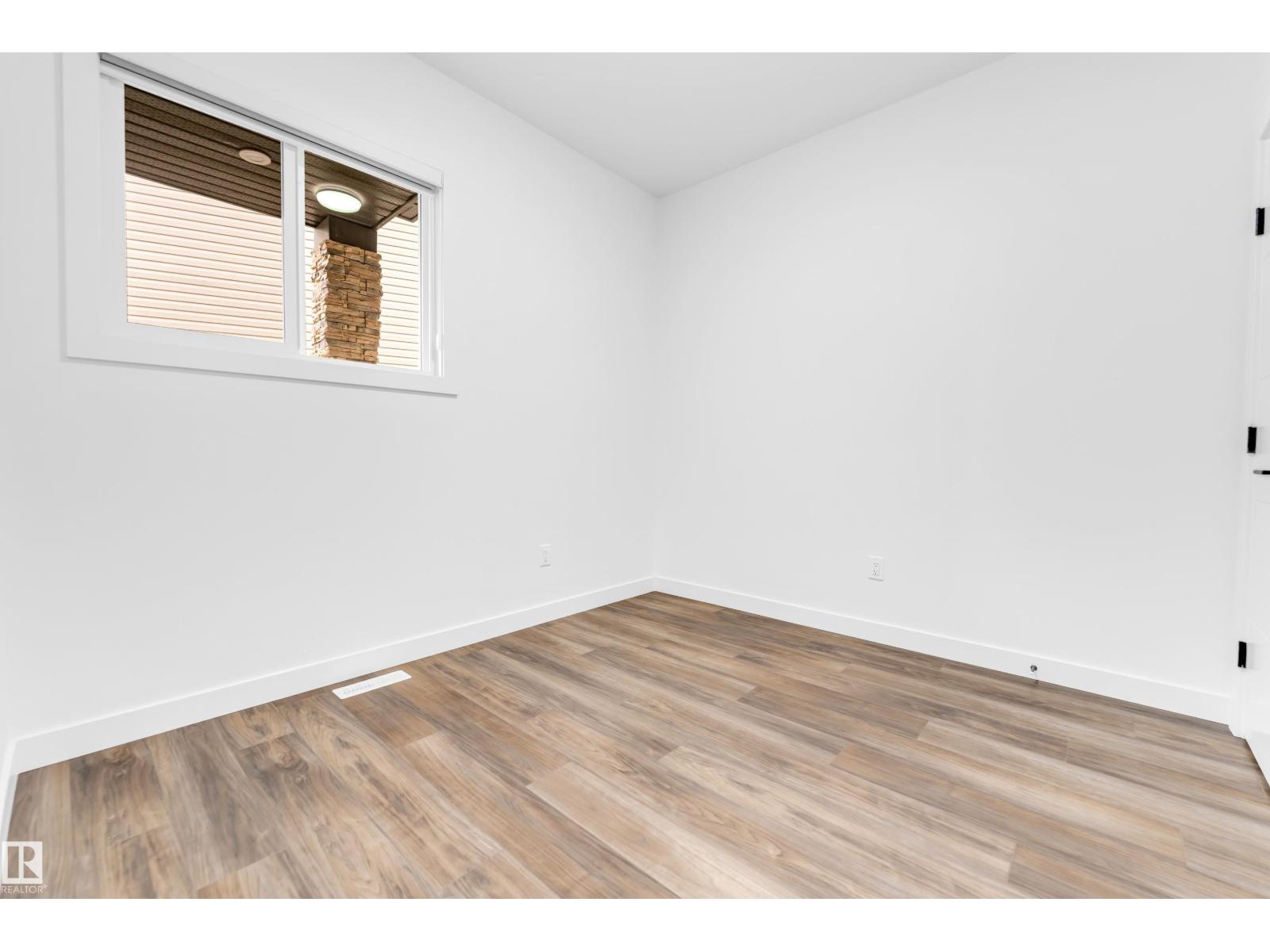 Photo 17 of 1336 11 Av Nw, Edmonton AB