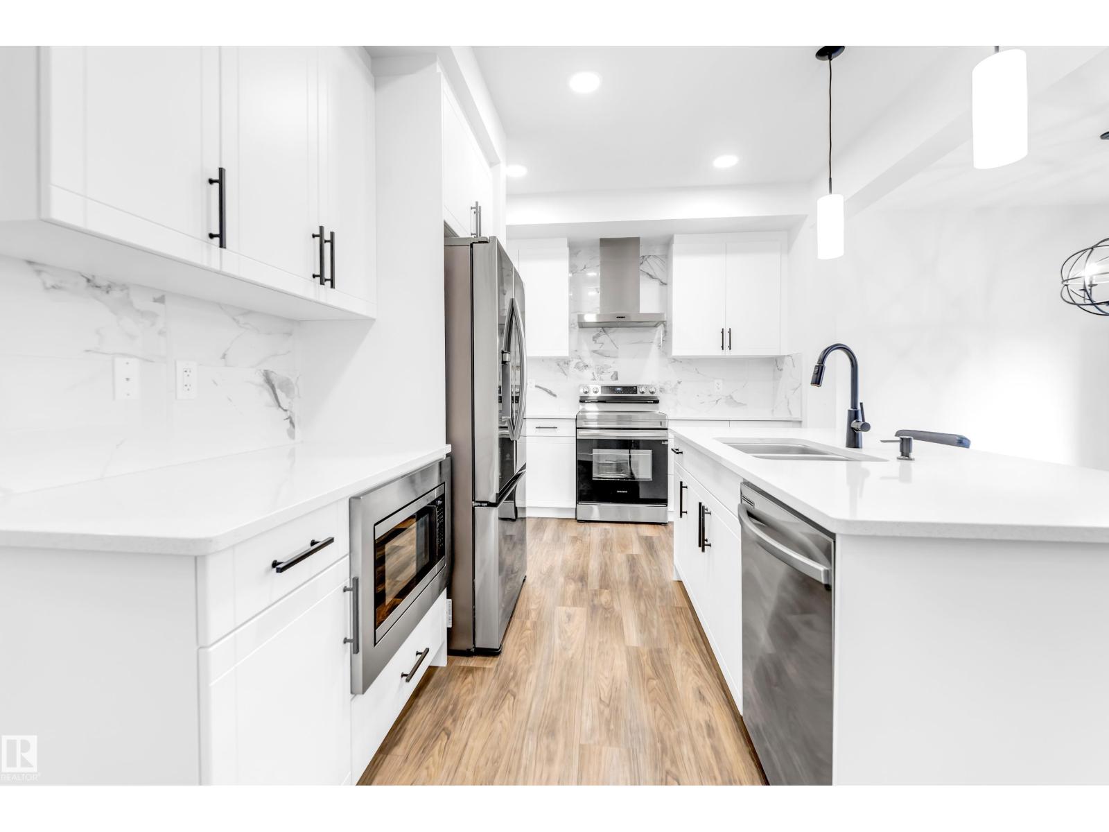 Photo 20 of 1336 11 Av Nw, Edmonton AB