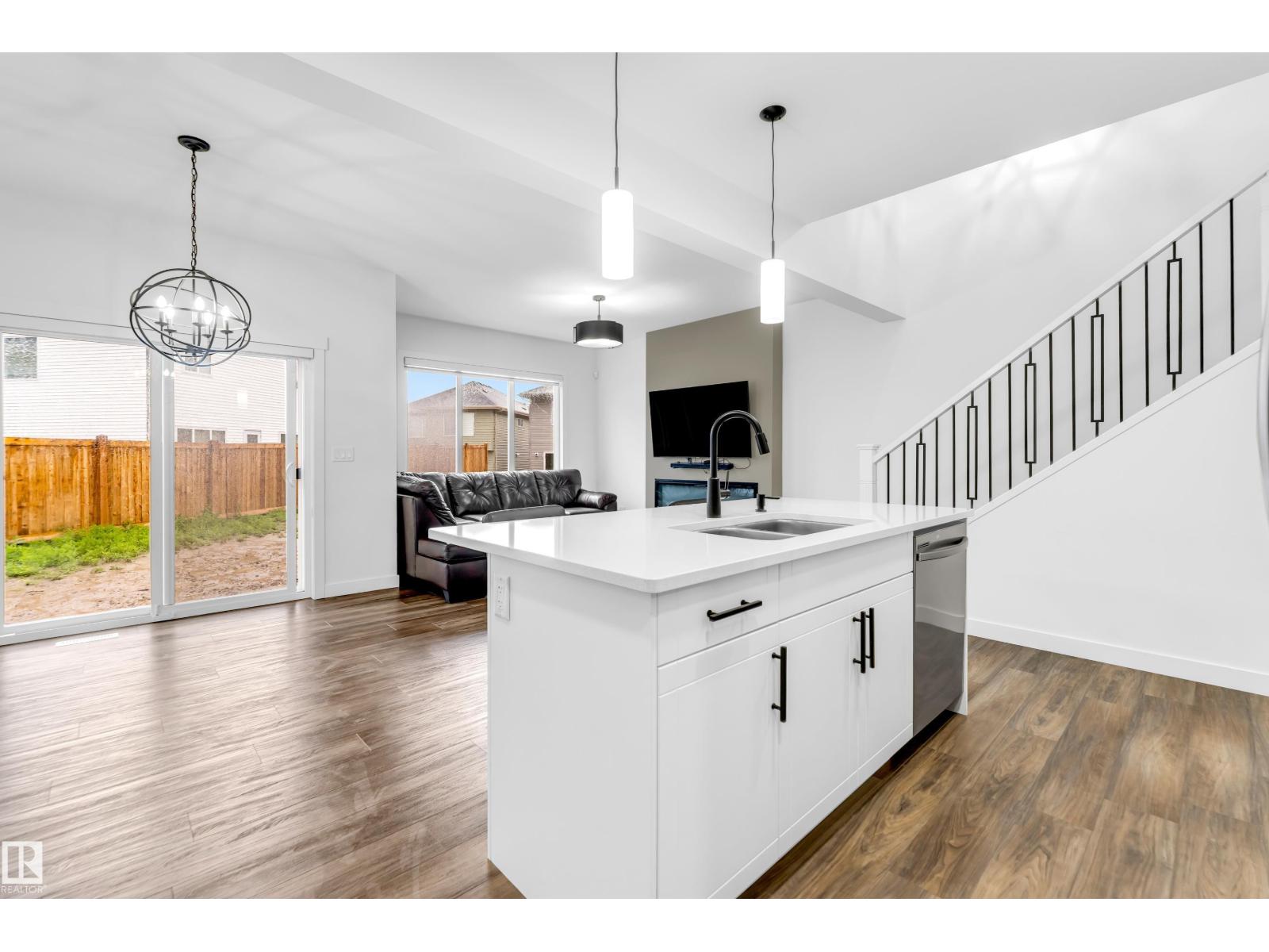 Photo 24 of 1336 11 Av Nw, Edmonton AB