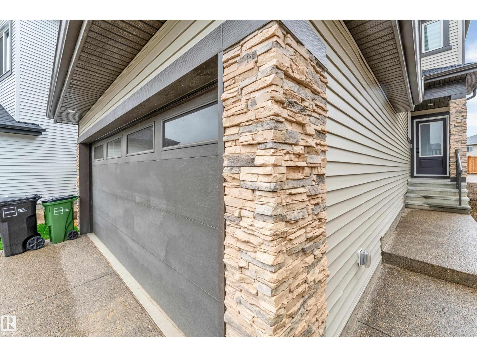 Photo 5 of 1336 11 Av Nw, Edmonton AB