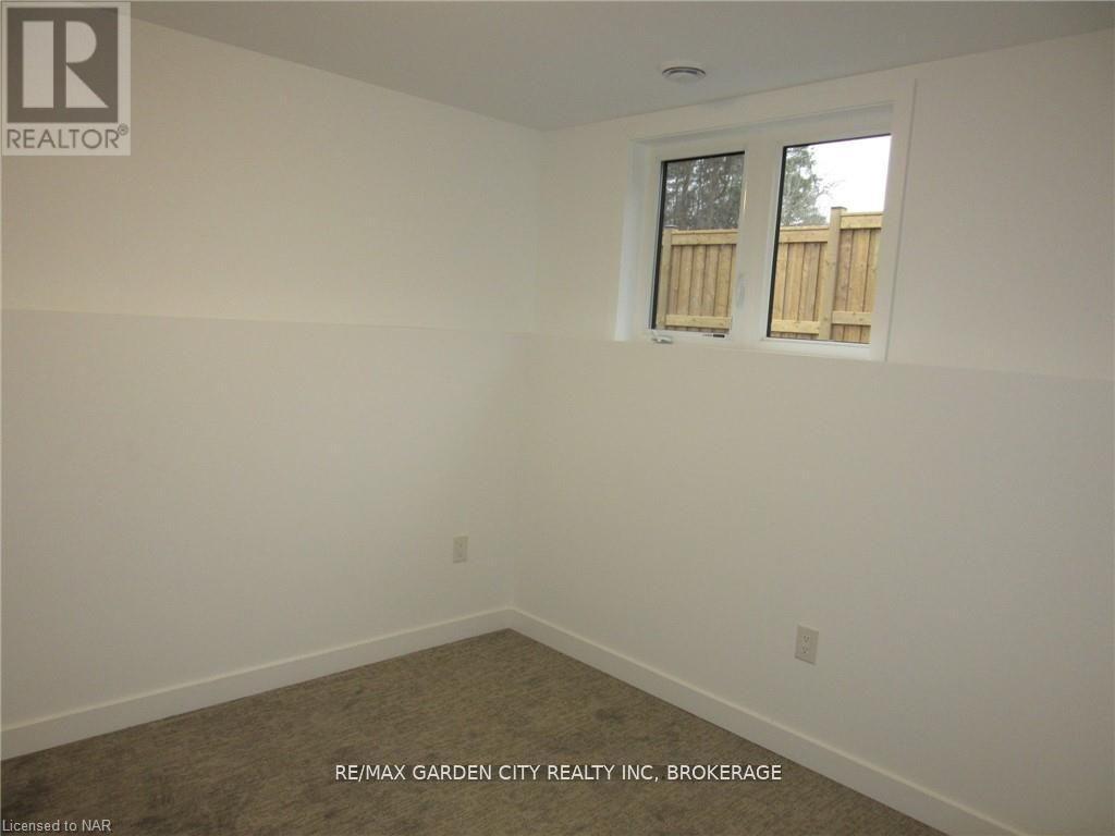 Photo 6 of 311 781 Clare Avenue, Welland ON