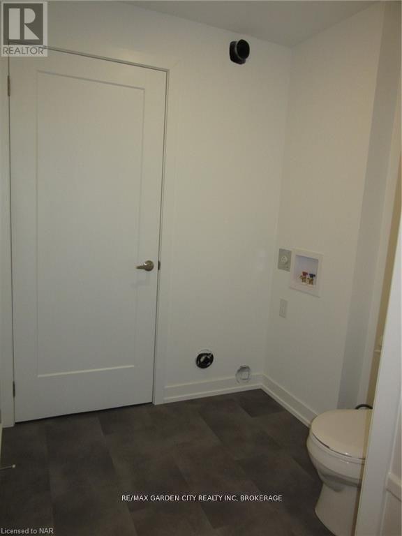 Photo 10 of 311 781 Clare Avenue, Welland ON