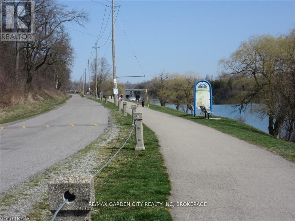 Photo 11 of 311 781 Clare Avenue, Welland ON
