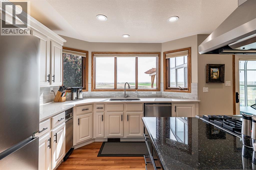 Photo 14 of 614 Ross Glen Drive Se, Medicine Hat AB