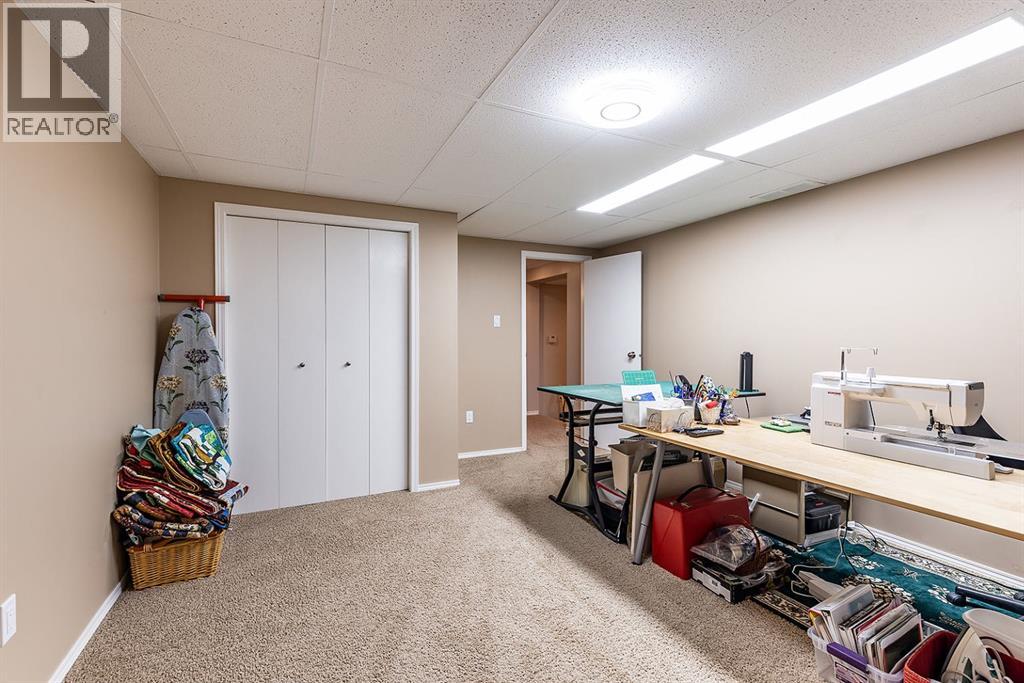 Photo 43 of 614 Ross Glen Drive Se, Medicine Hat AB