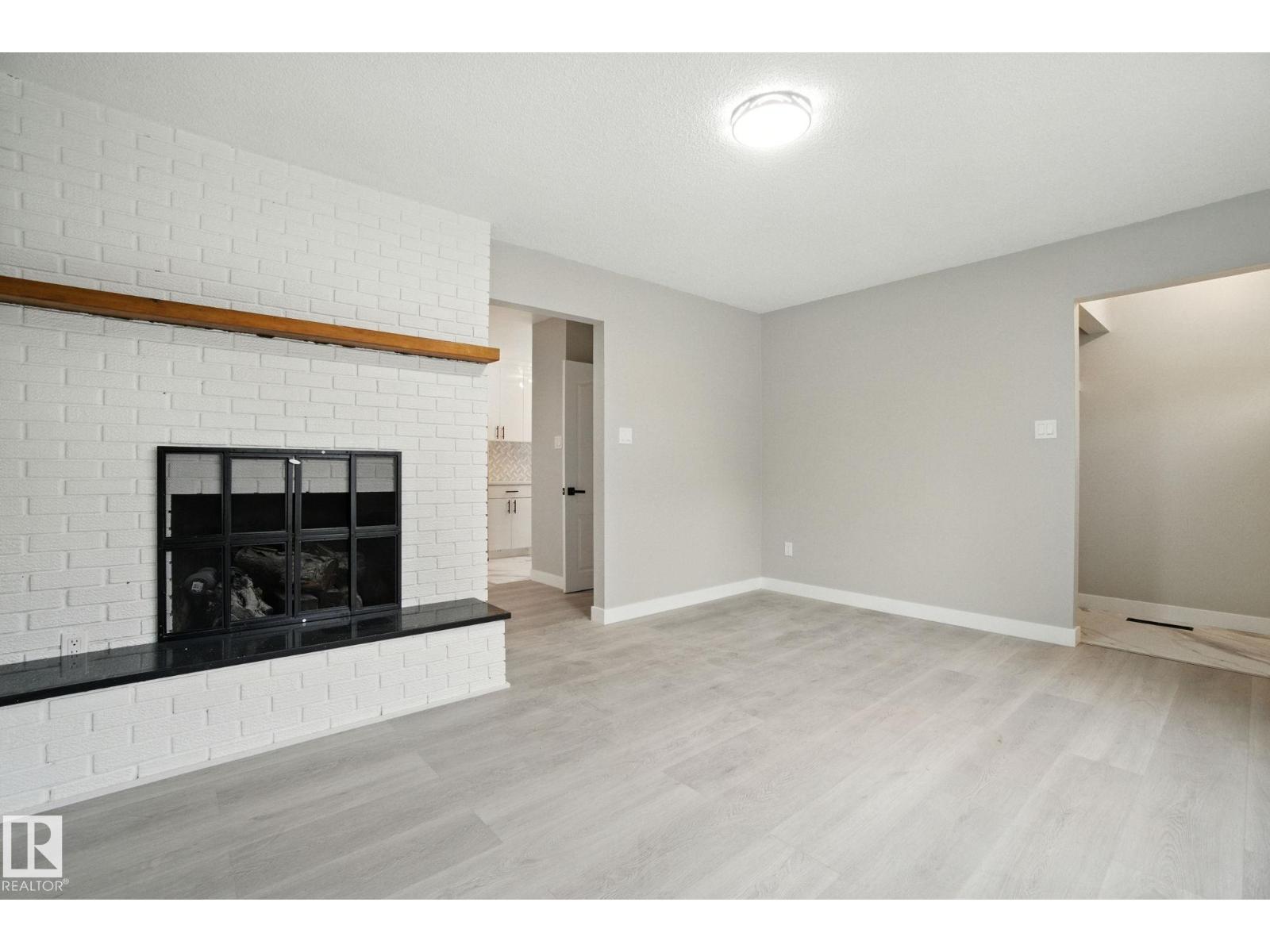 Photo 46 of 13218 81 St Nw Nw, Edmonton AB