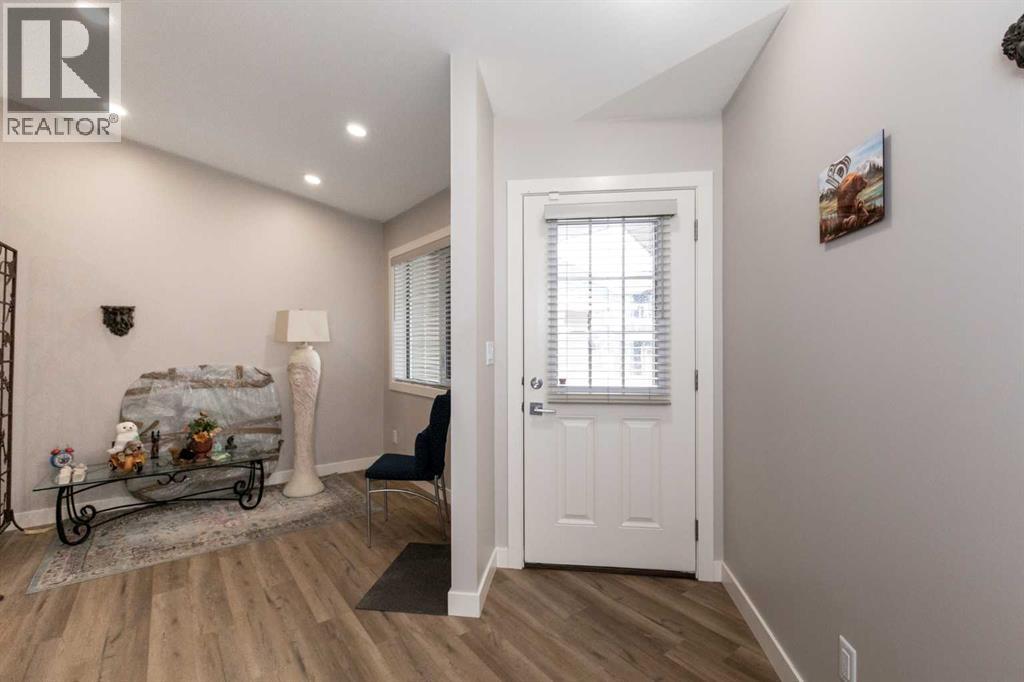 Photo 2 of 45 Golden Crescent, Red Deer AB