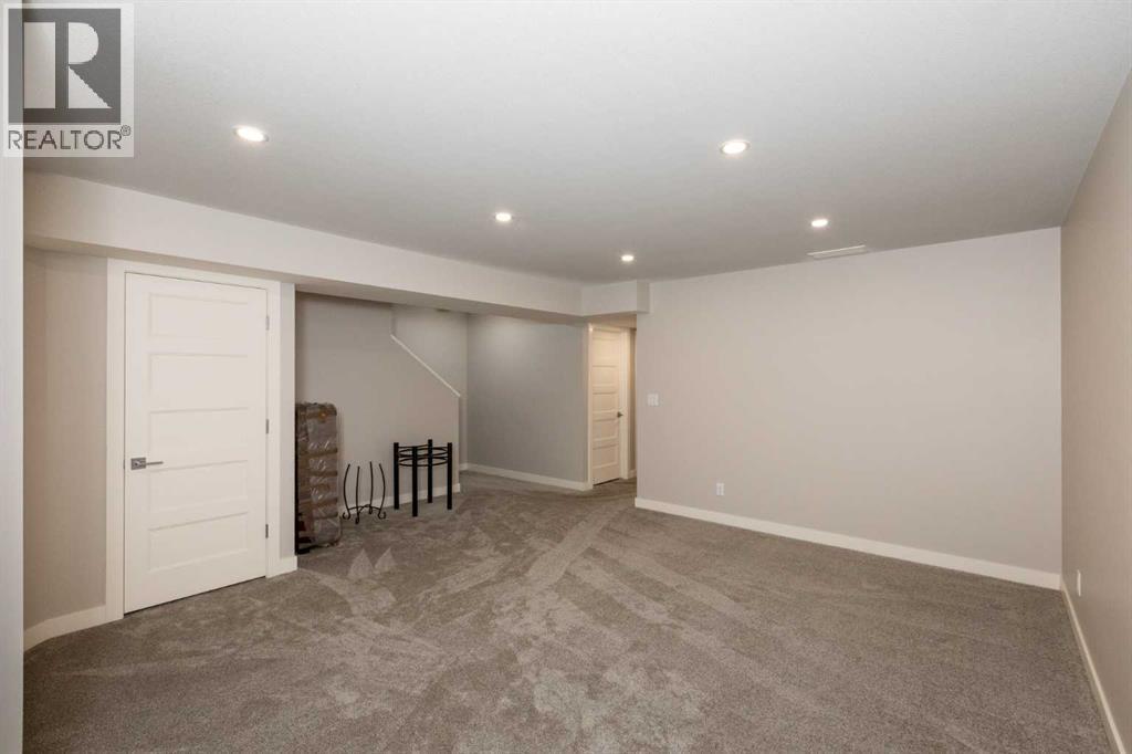 Photo 20 of 45 Golden Crescent, Red Deer AB