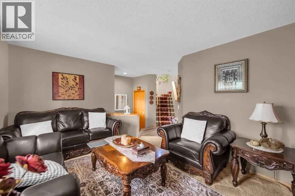 Single Family House for Sale in  Covewood Green NE Coventry Hills Calgary 