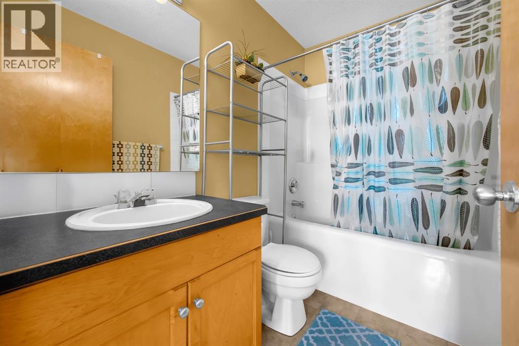 Single Family House for Sale in  Covewood Green NE Coventry Hills Calgary 