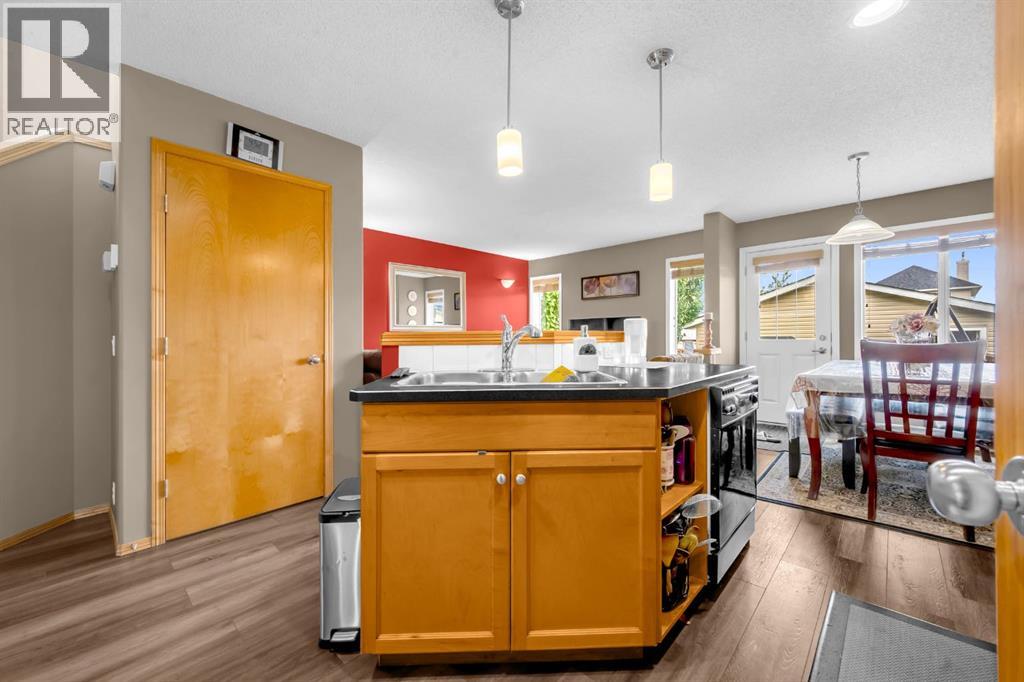 Single Family House for Sale in  Covewood Green NE Coventry Hills Calgary 