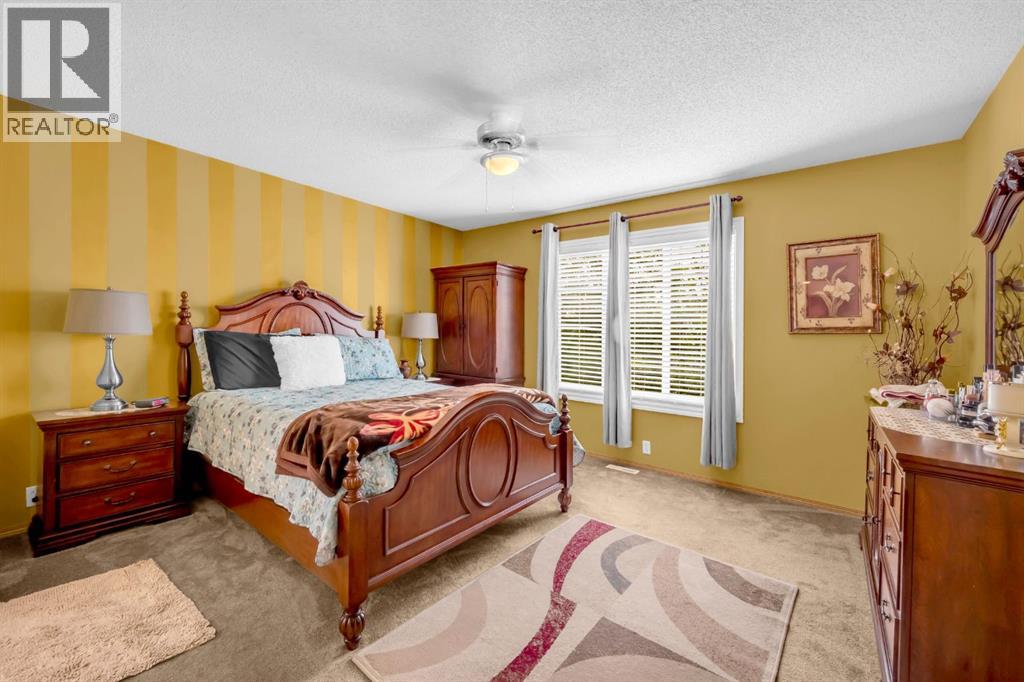 Single Family House for Sale in  Covewood Green NE Coventry Hills Calgary 