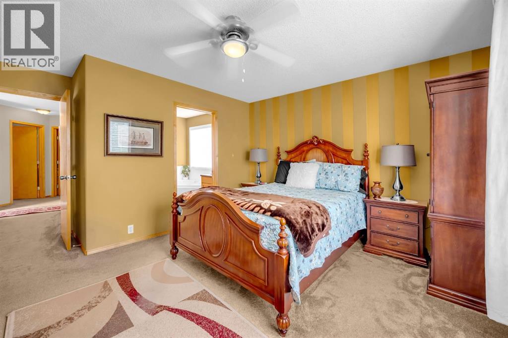 Single Family House for Sale in  Covewood Green NE Coventry Hills Calgary 