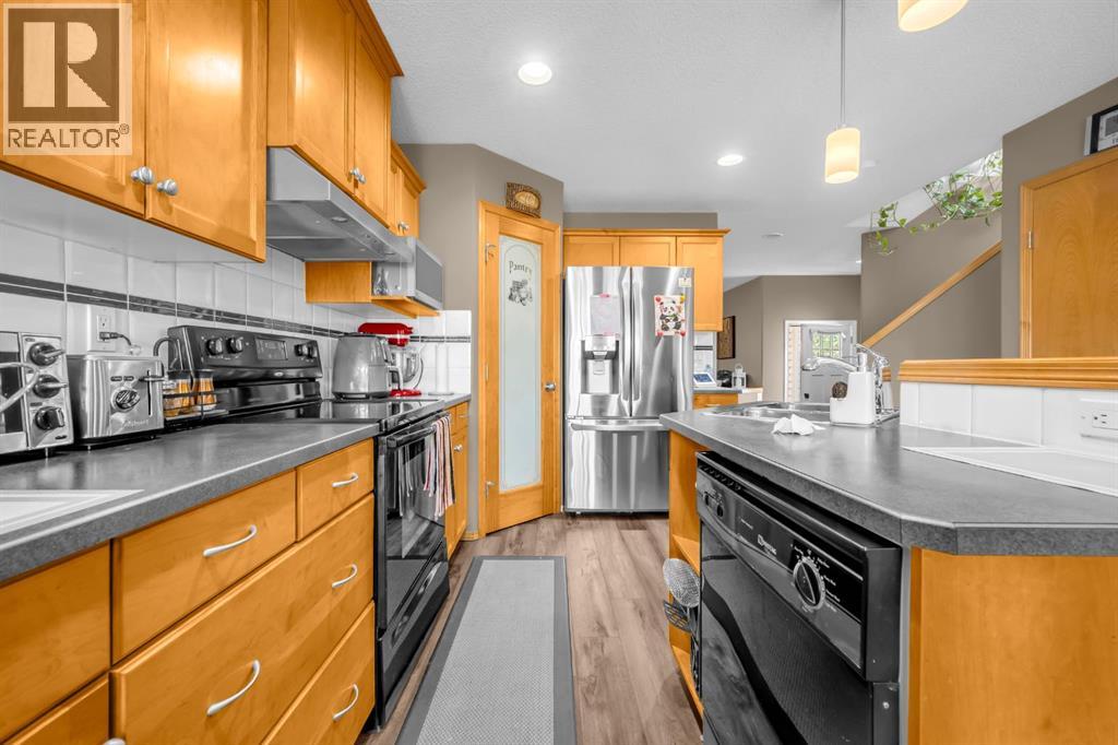 Single Family House for Sale in  Covewood Green NE Coventry Hills Calgary 
