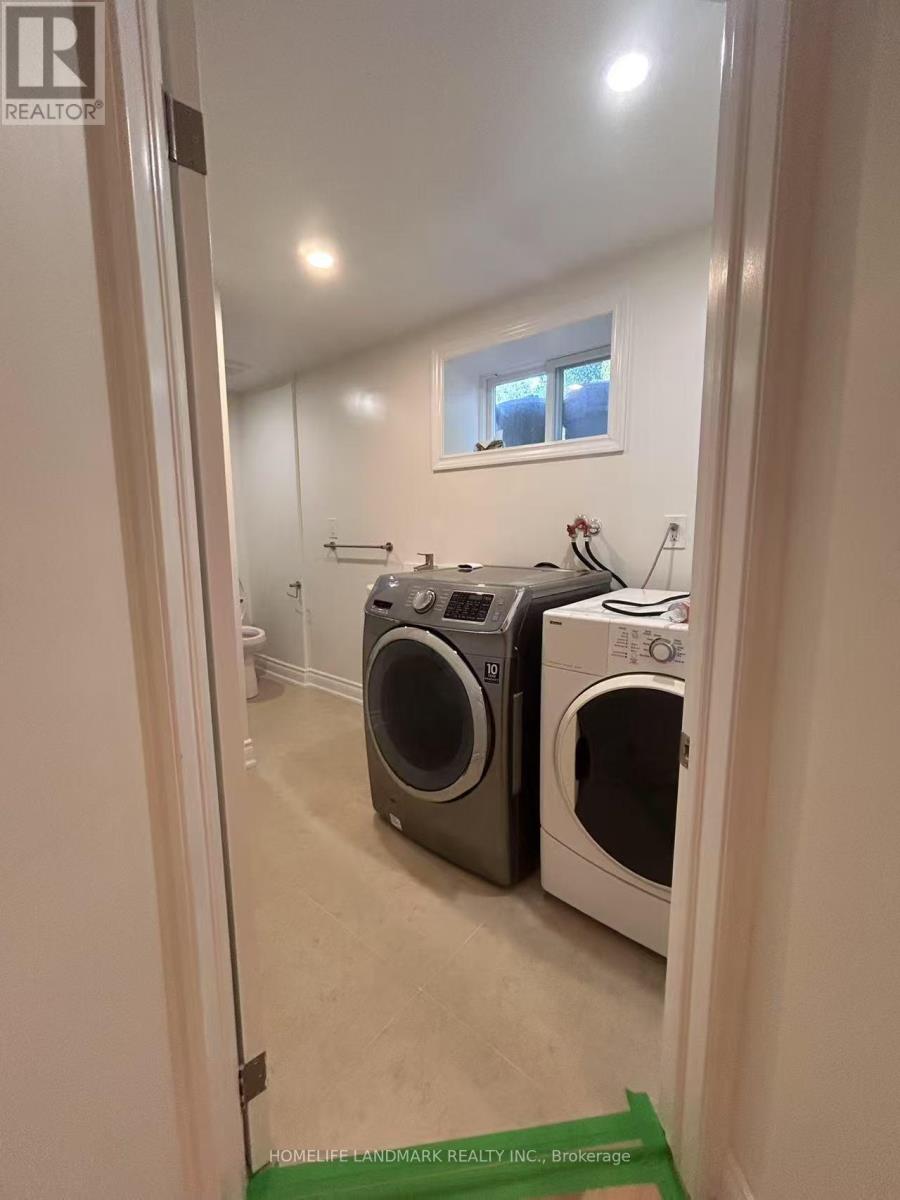 Photo 6 of Basement 490 Pineland Avenue, Oakville ON