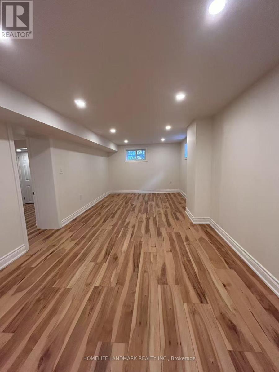 Photo 5 of Basement 490 Pineland Avenue, Oakville ON