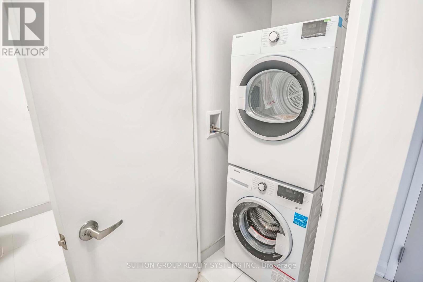 Photo 21 of 1002 10 Gibbs Road, Toronto ON