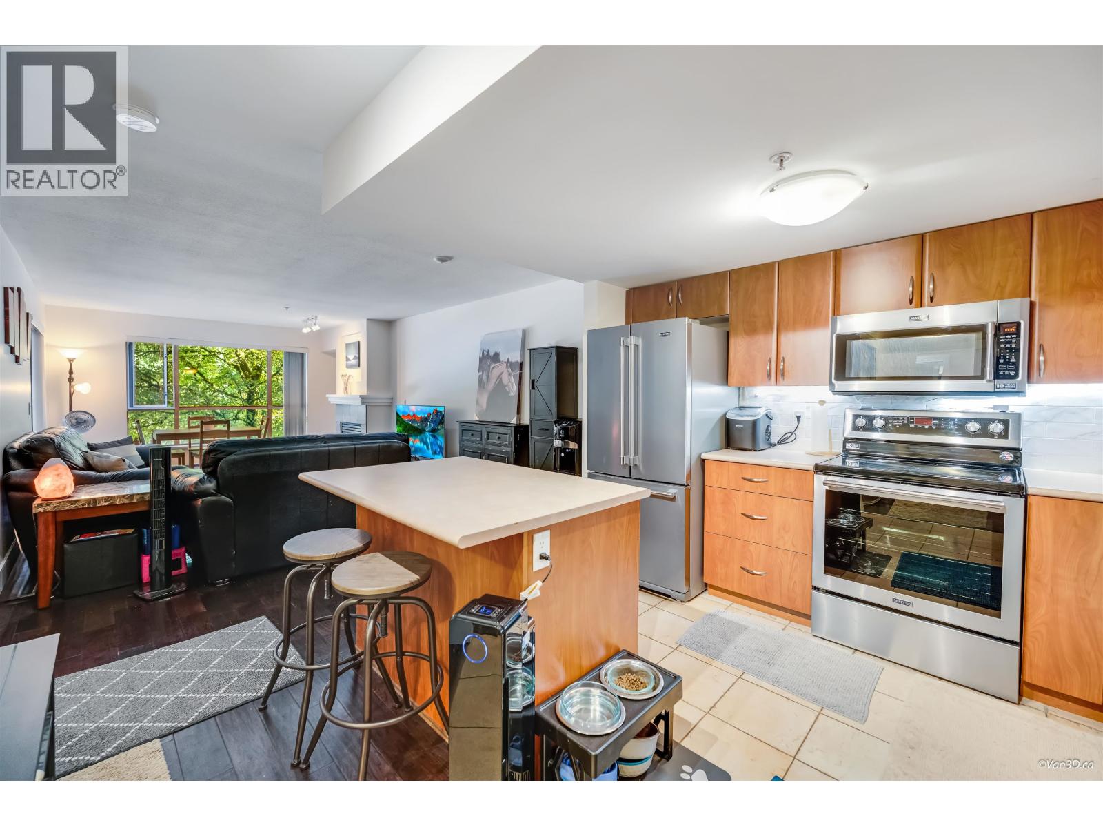 Photo 1 of 205 285 Newport Drive, Port Moody BC