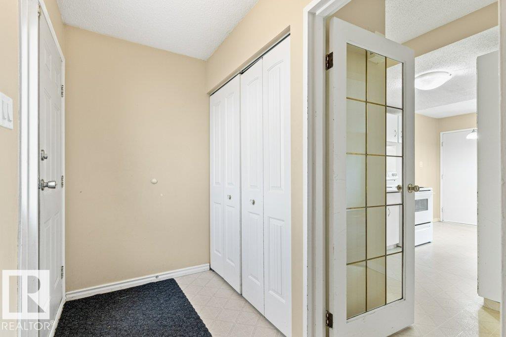 Photo 11 of 84 Amberly Co Nw, Edmonton AB