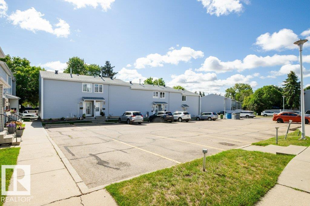 Photo 49 of 84 Amberly Co Nw, Edmonton AB
