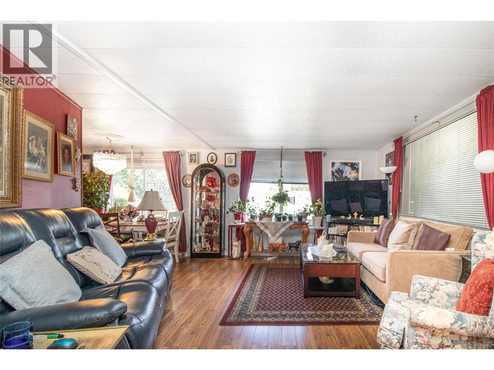 139 3745 Lakeshore Road, Kelowna