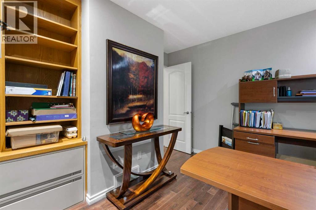 Single Family House Bungalow for Sale in  Christie Park Manor SW Christie Park Calgary 